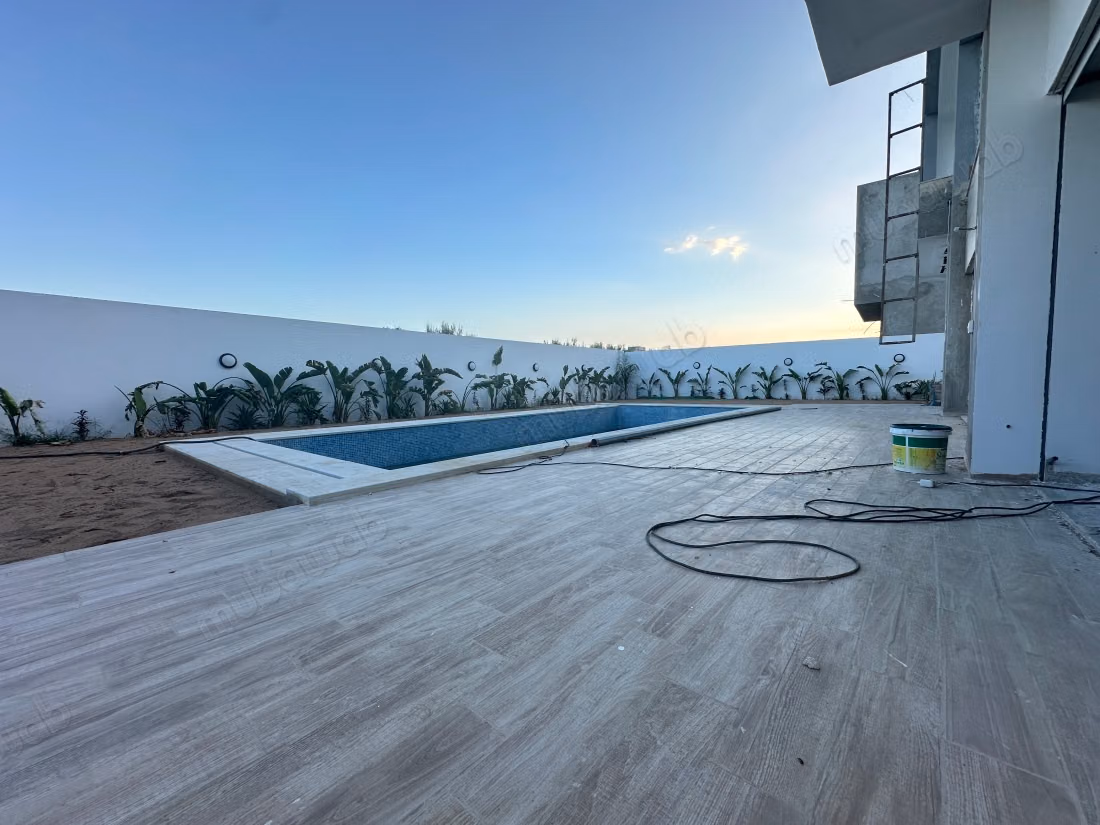 Una villa affascinante in stile moderno