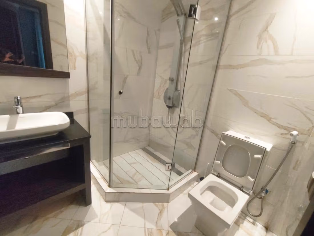 Luxe gemeubileerde studio 63m² Racine 10000 Dh