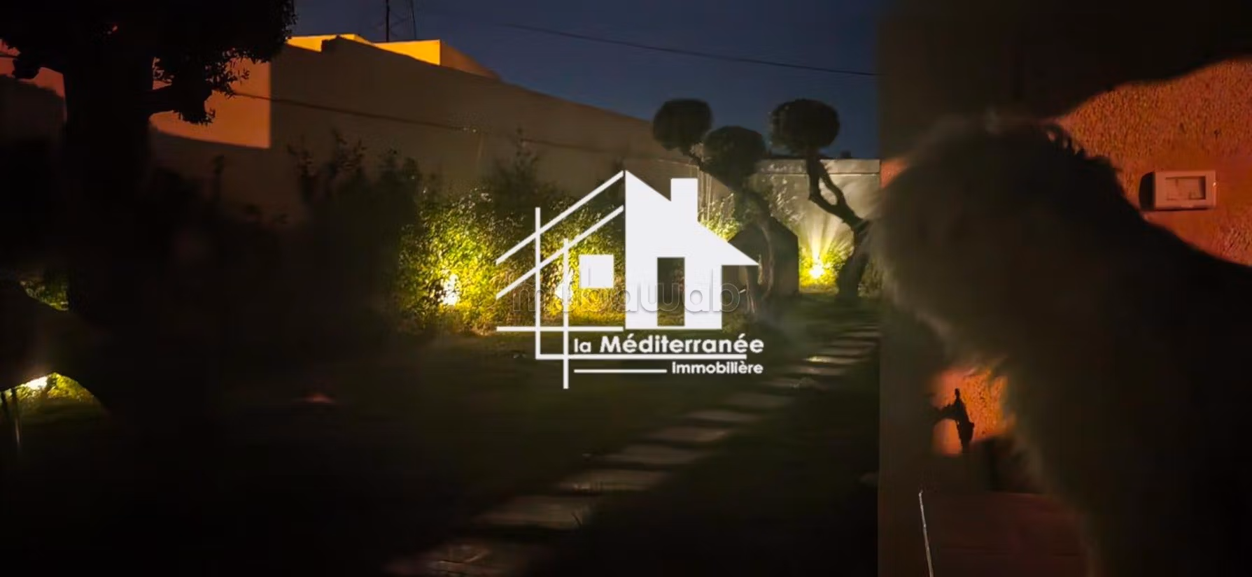 A vendre villa R1 a jardin d'el menzah 2