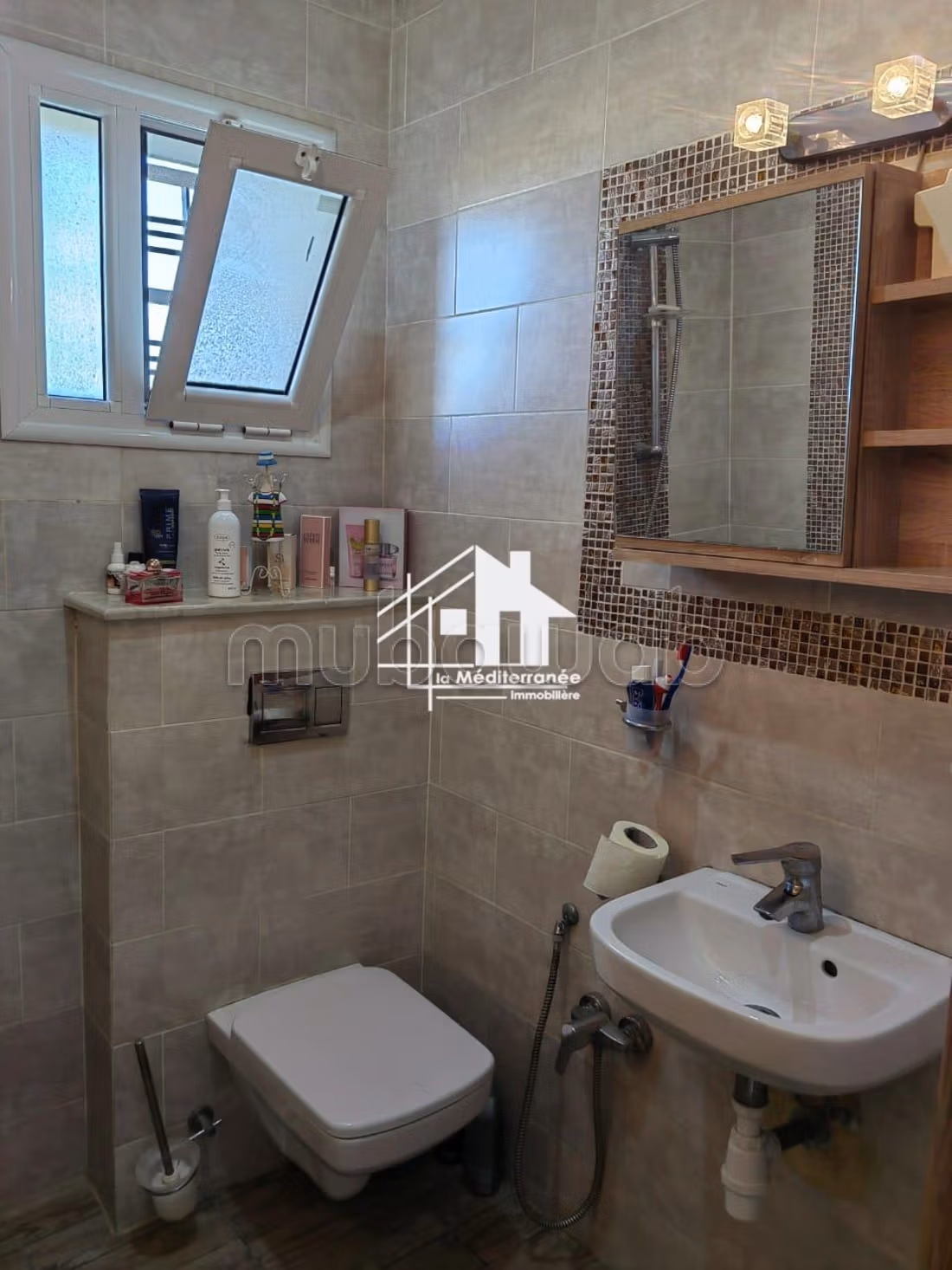 A vendre villa R1 a jardin d'el menzah 2