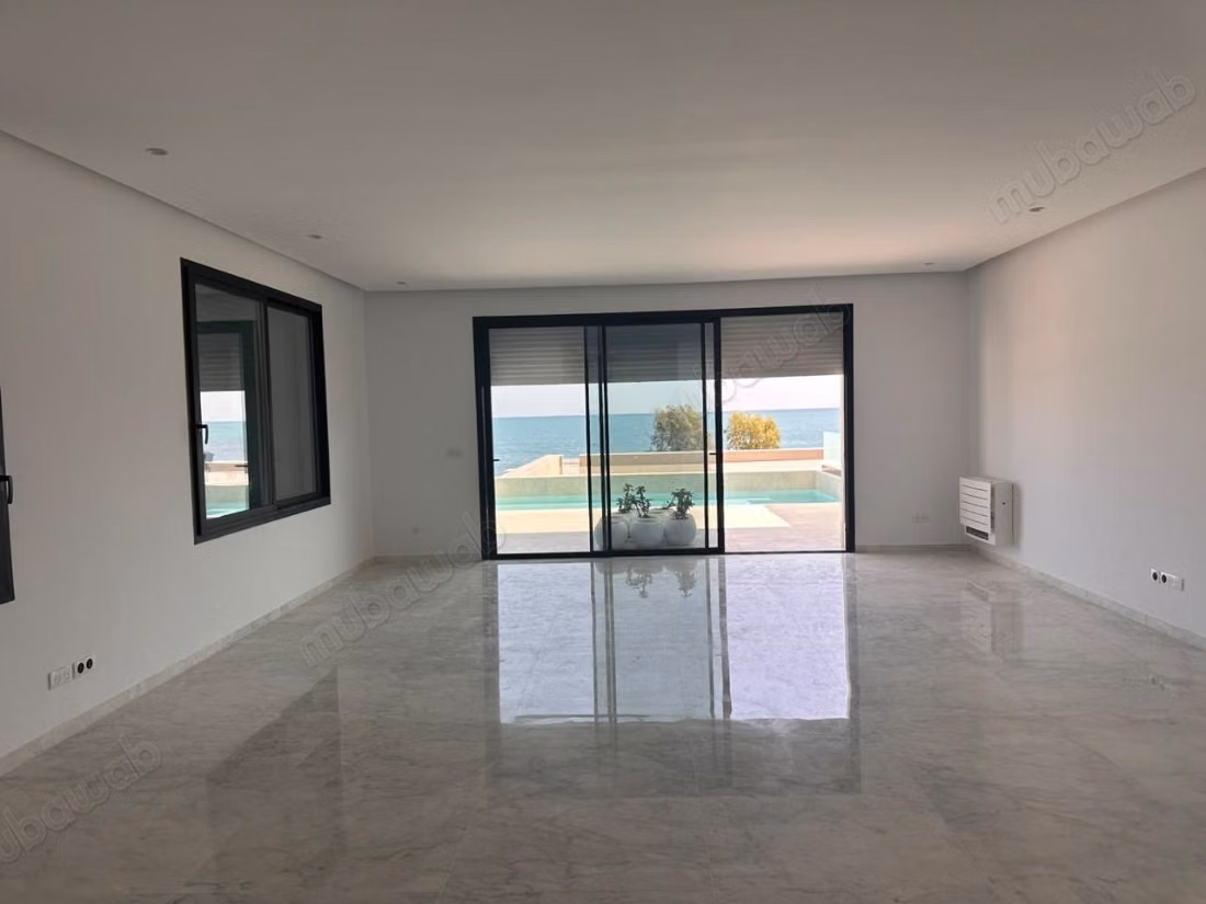 Appartamento arredato con piscina