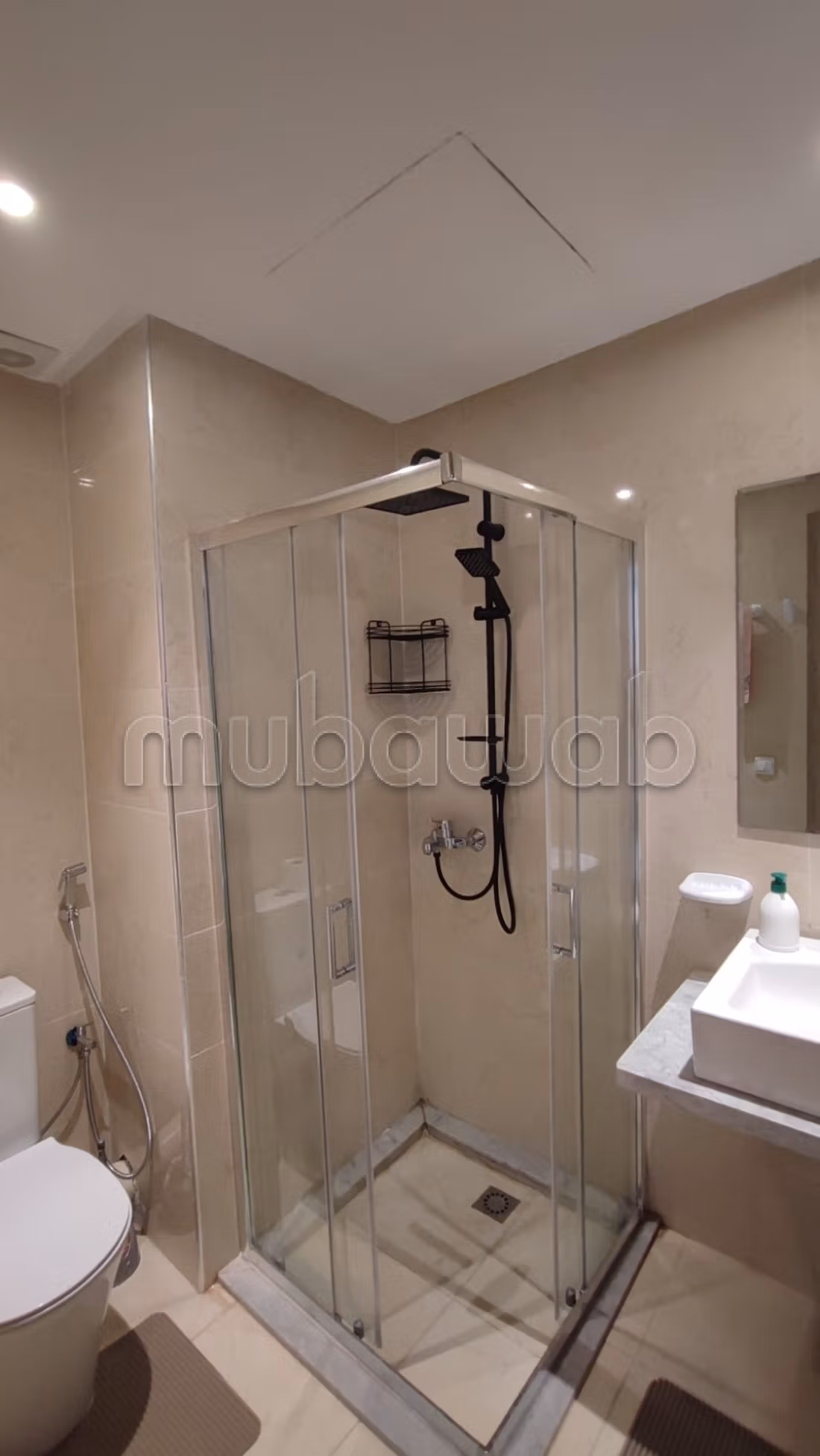 Bellissimo studio arredato in affitto a Islane