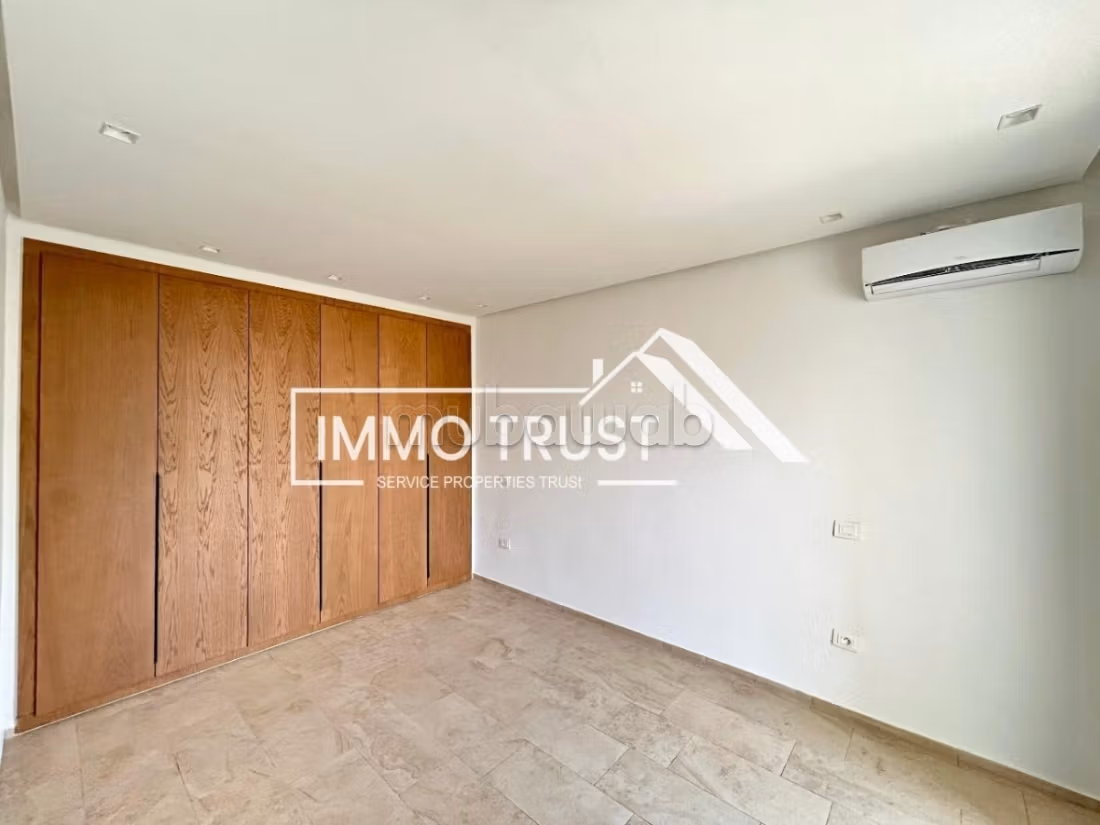 Duplex S3 in fase di rifinitura a La Soukra