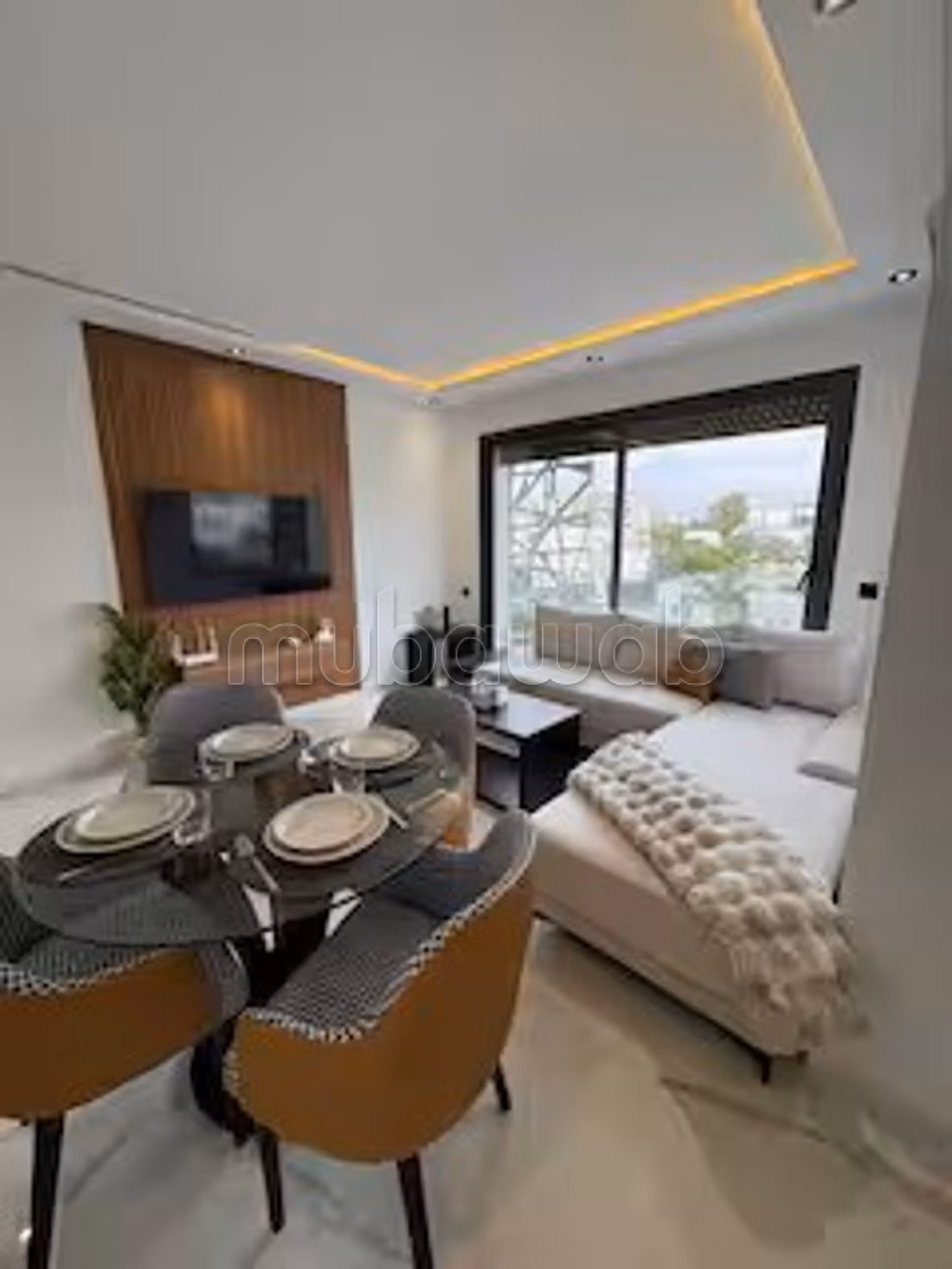 Une perle, À Vendre appartement 2 pièces, neuf et meublé à Les Hôpitaux — 2