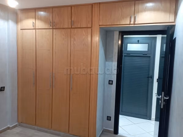 Apartamento económico renovado, 8 minutos del mar