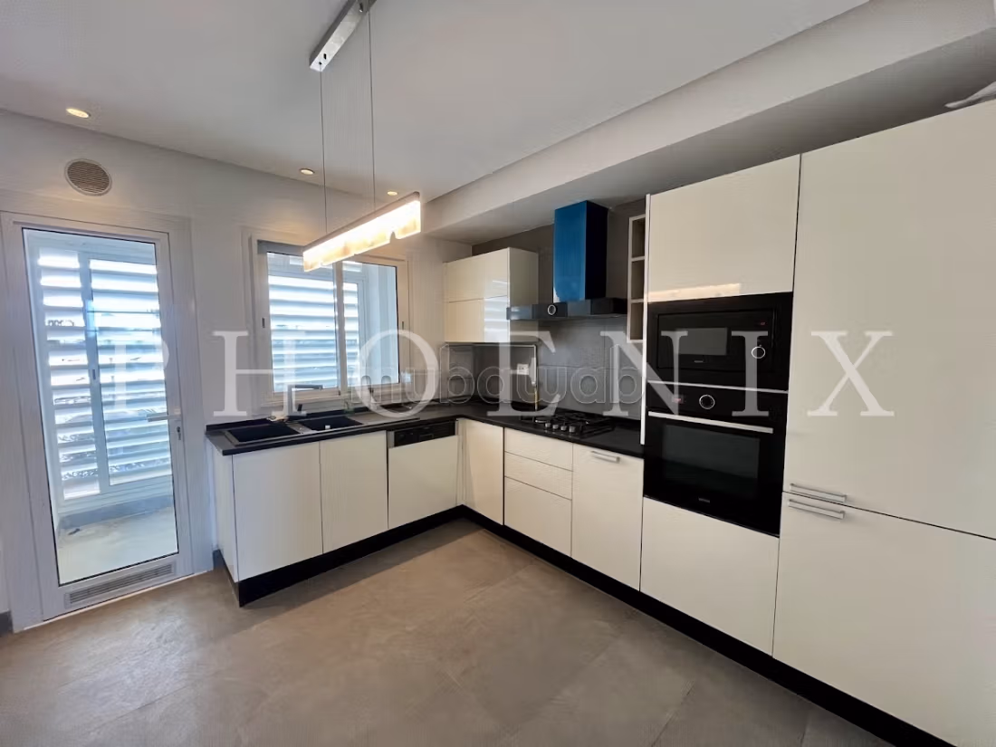 Apartment S3 with terrace overlooking the sea in Raoued