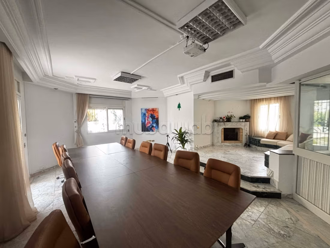 A louer Villa usage bureautique 20 Bureaux Lac 1