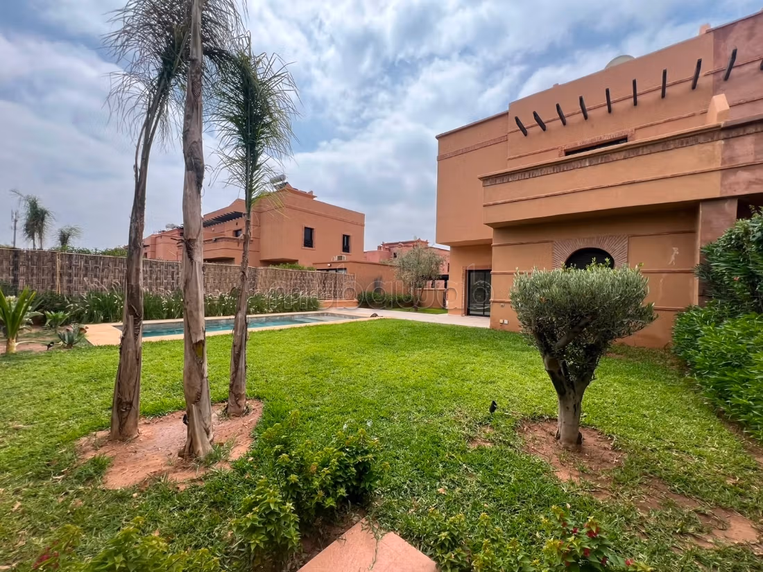 Villa 3 ch à vendre route de Fez — 2