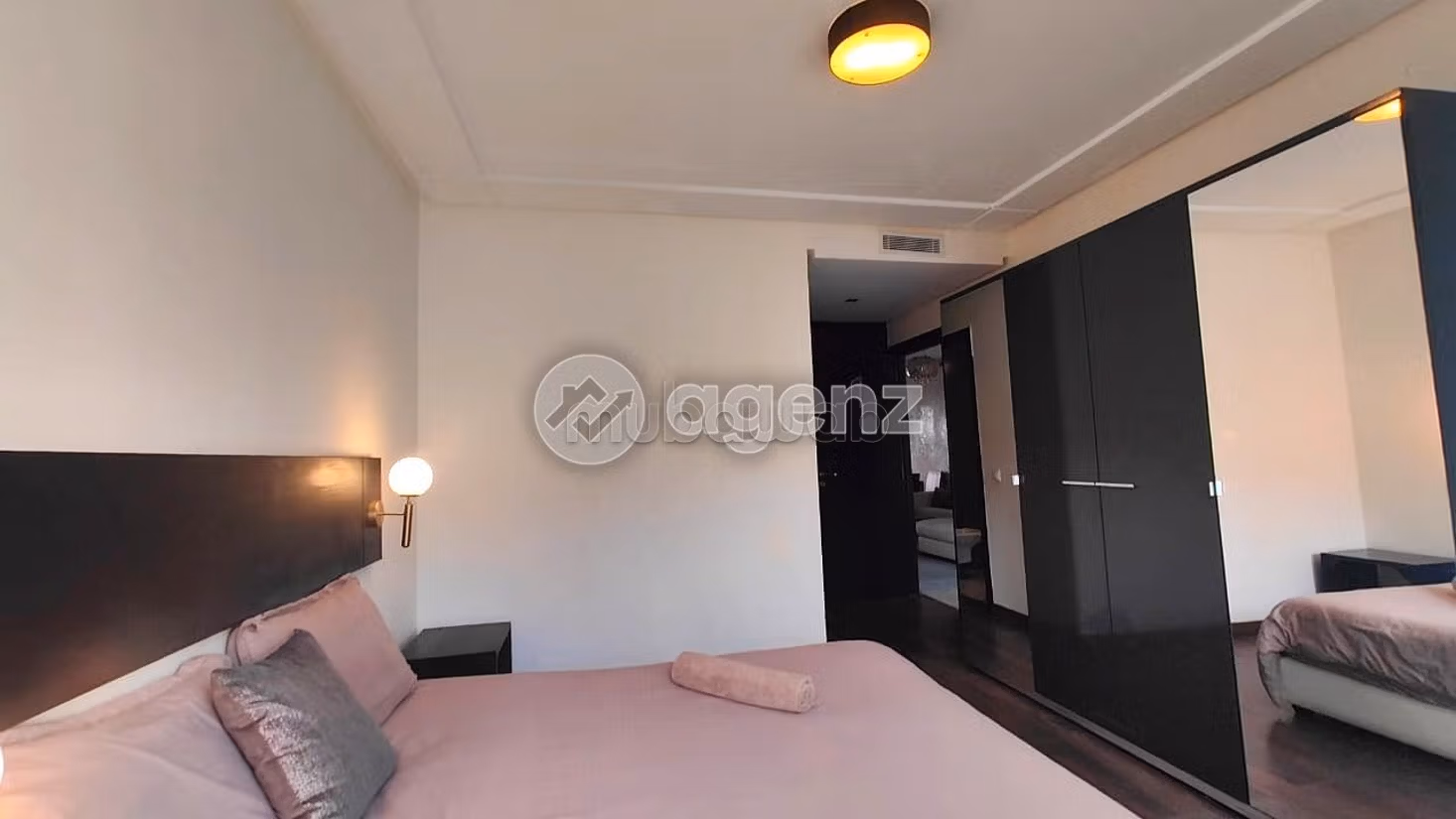 Appartement à vendre 103 m², 2 chambres Racine Casablanca