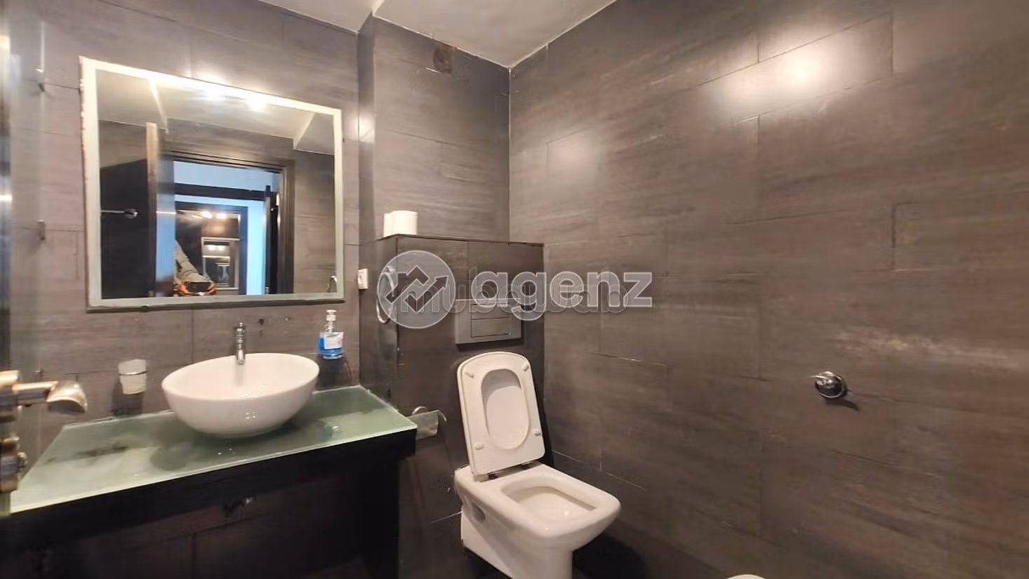 Appartement à vendre 103 m², 2 chambres Racine Casablanca