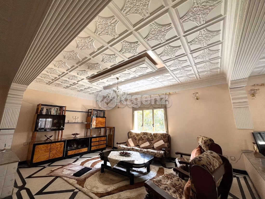 Villa te koop 552 m², 8 kamers Administratief Tanger