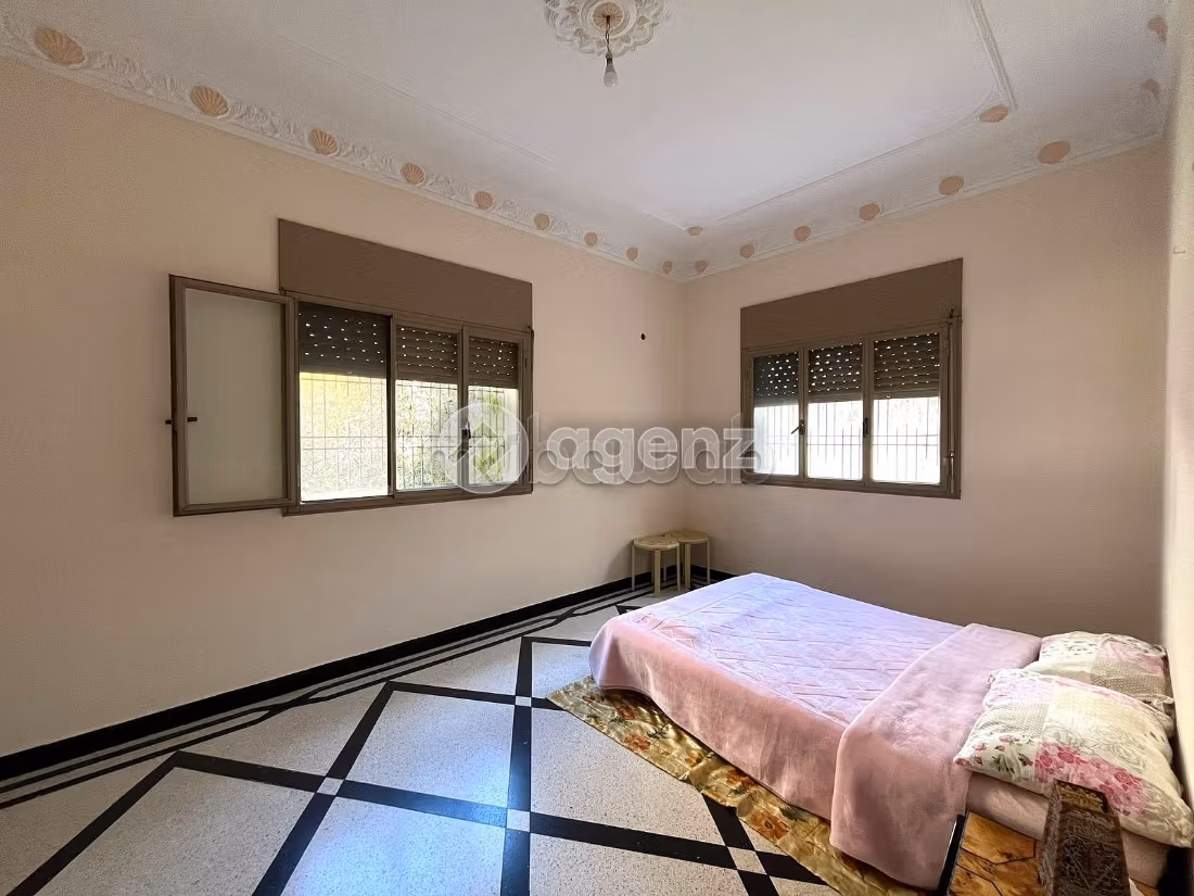 Villa te koop 552 m², 8 kamers Administratief Tanger