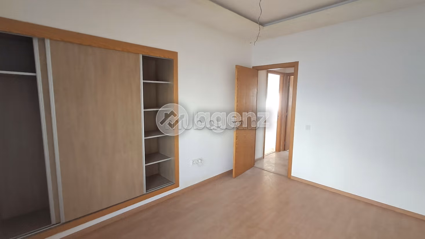 Appartement 146 m² f Victoria — 17