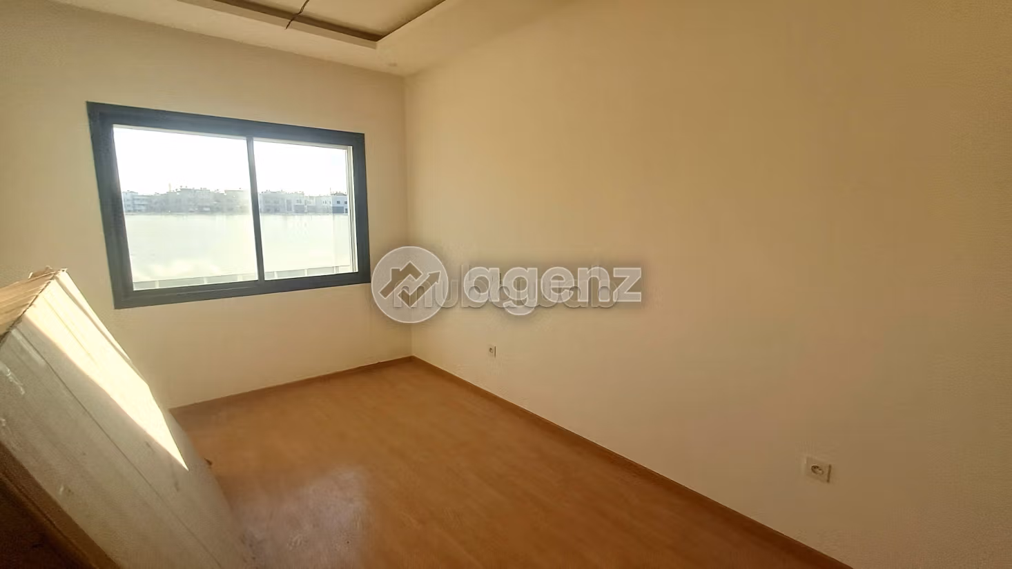 Appartement 146 m² f Victoria — 16