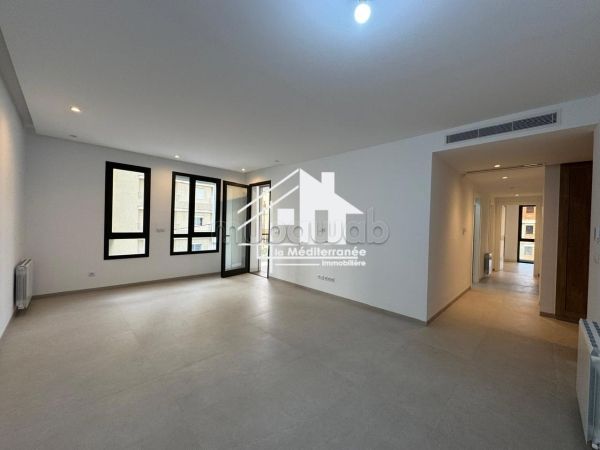 Uninhabited S2 apartment in Ain Zaghouan North