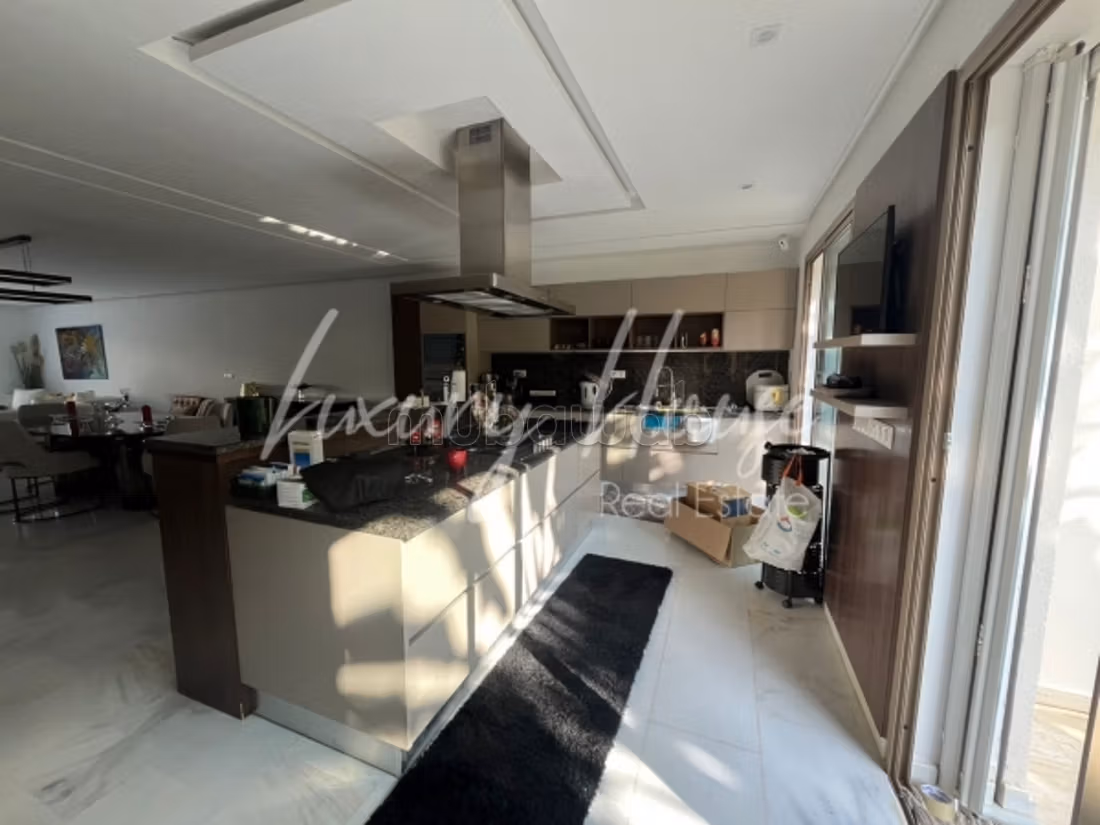 Appartement S2 meublé avec piscine à Gammarth