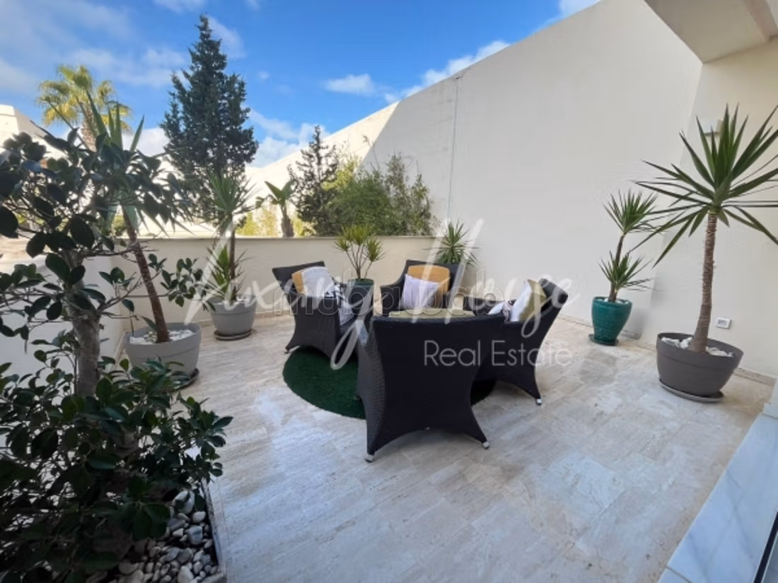 Appartement S2 meublé avec piscine à Gammarth