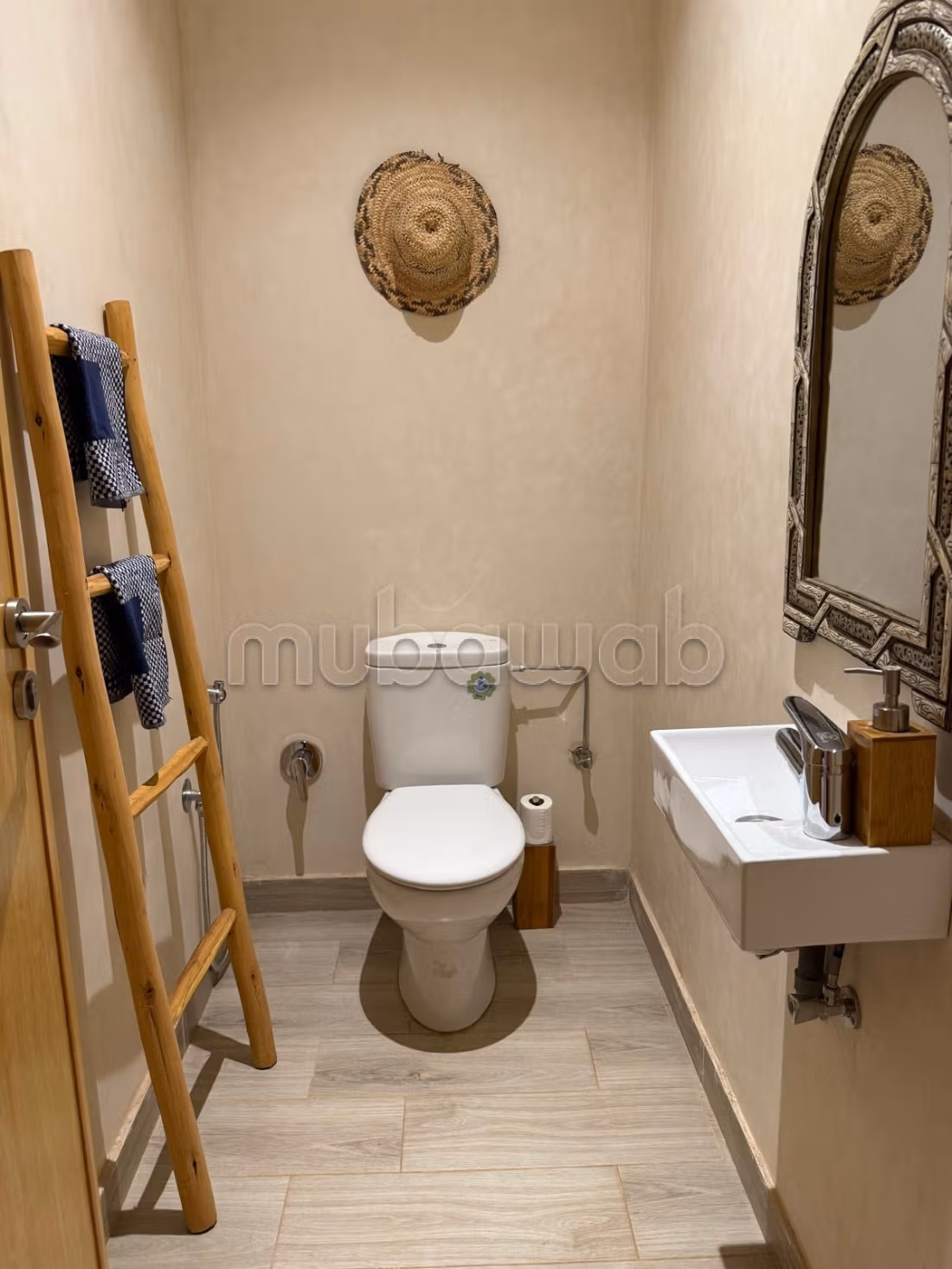 New studio near the congress palace