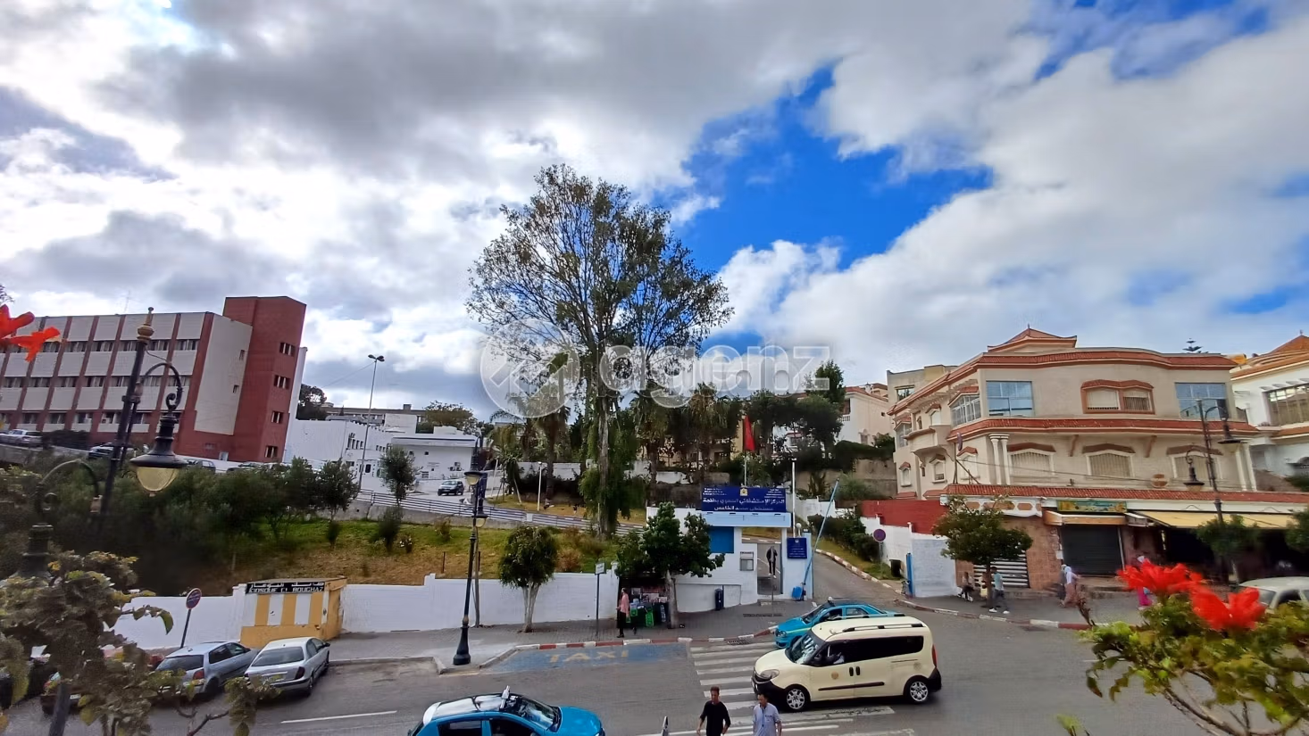Villa à vendre 689 m², 10 chambres Al Mandar Al Jamil Tanger