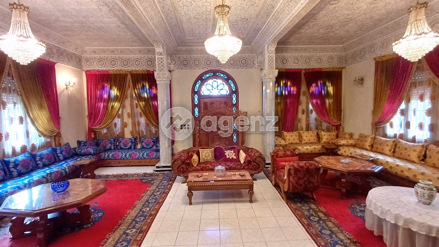 Villa à vendre 689 m², 10 chambres Al Mandar Al Jamil Tanger