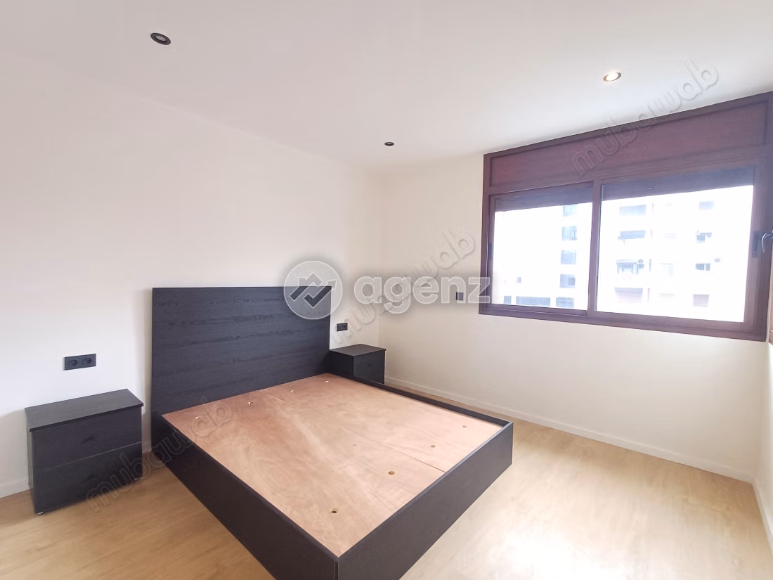 Appartement à vendre 199 m², 3 chambres Racine Casablanca