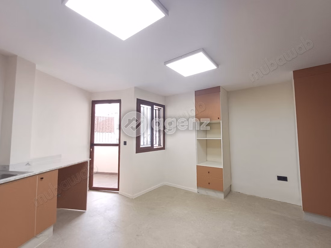 Appartement à vendre 199 m², 3 chambres Racine Casablanca