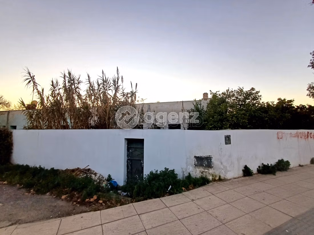 Villa à vendre 407 m², 3 chambres Essaadiyine Meknès