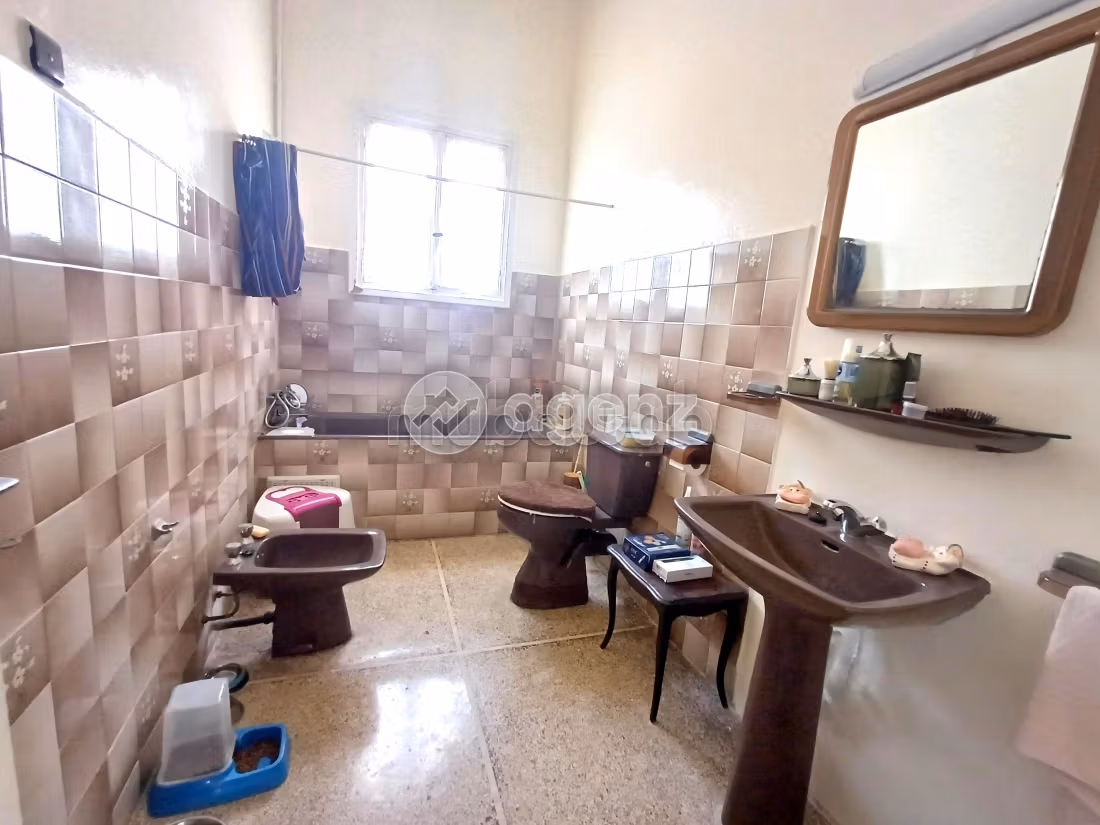 Appartement à vendre 458 m², 4 chambres Sidi Belyout Casablanca