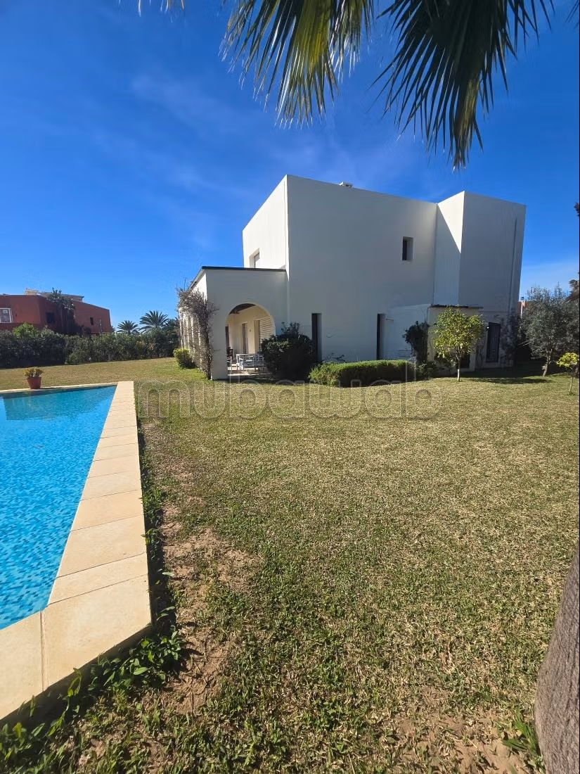 Villa location at Gammarth Golf empty or furnished