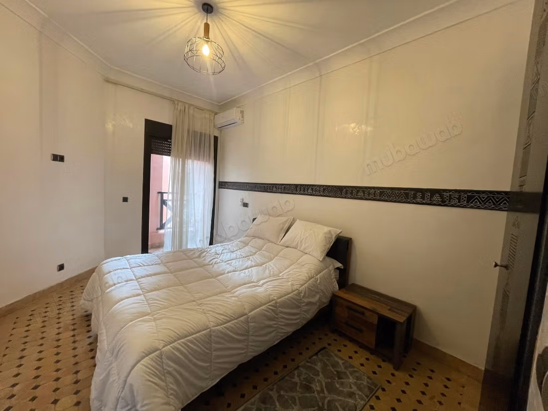 Gemeubileerd appartement met 2 slaapkamers en terras
Residentie met zwembad