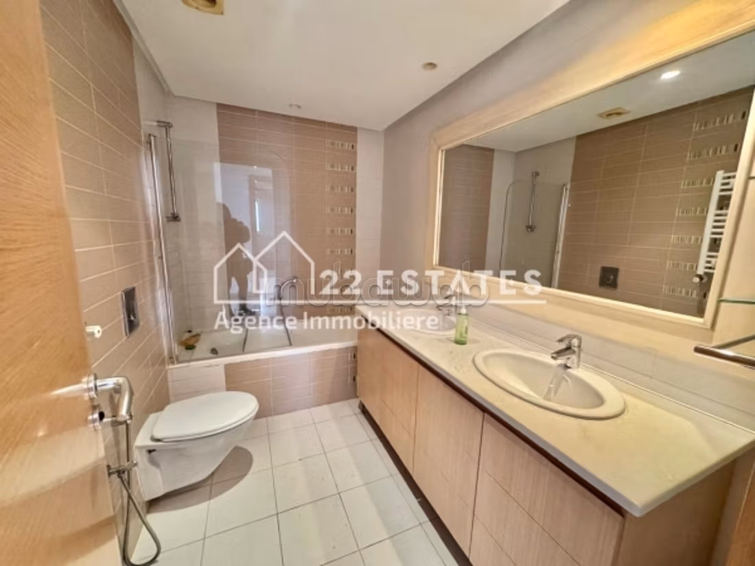 Villa S3 con vista mare e piscina a Gammarth