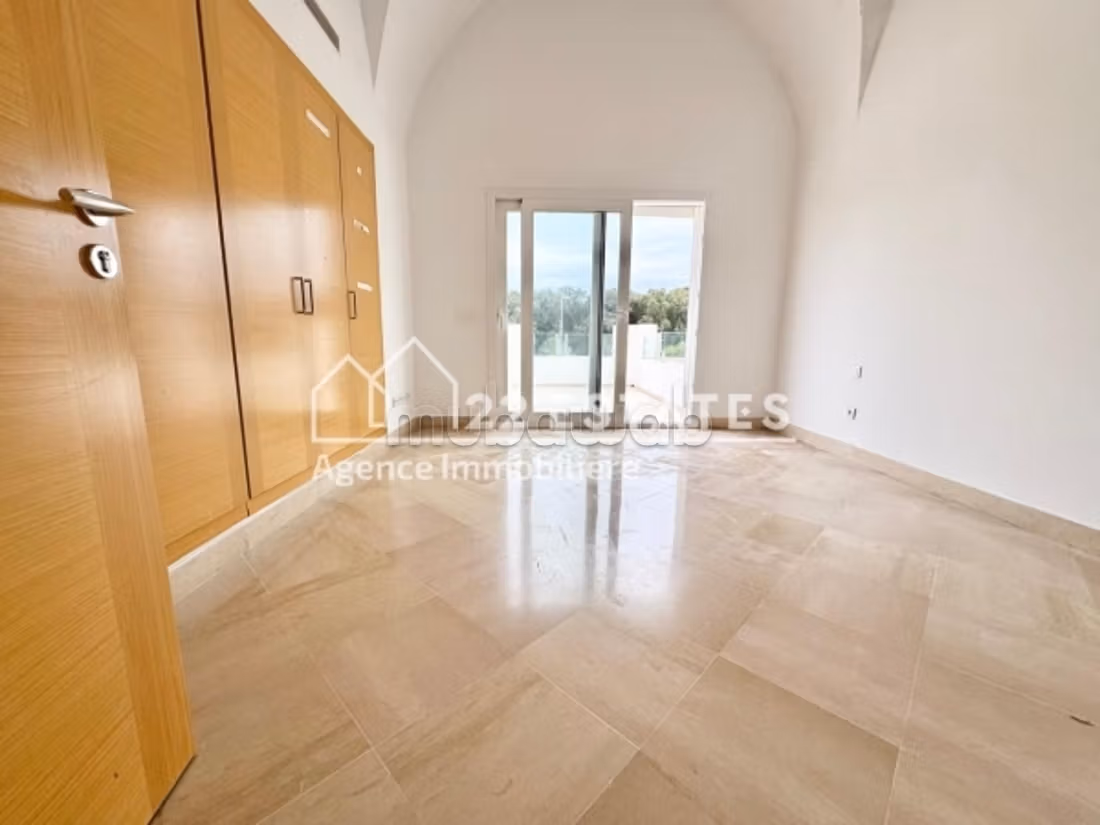 Villa S3 con vista mare e piscina a Gammarth