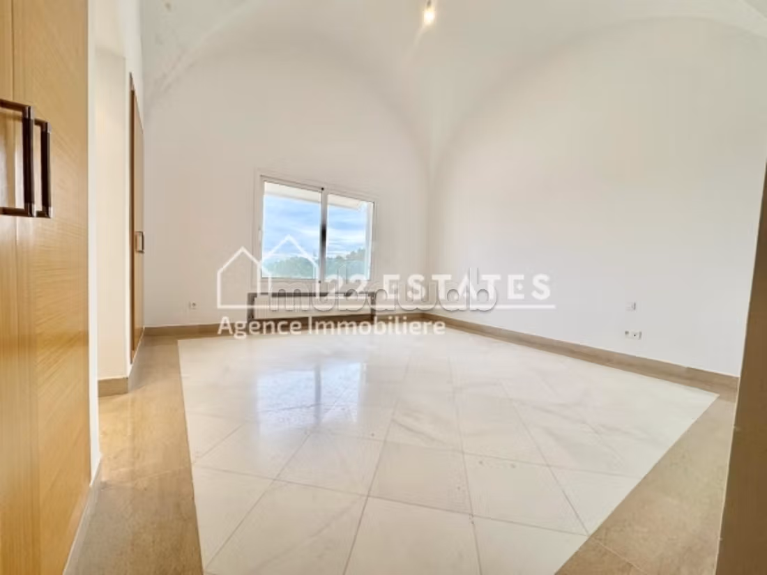 Villa S3 con vista mare e piscina a Gammarth