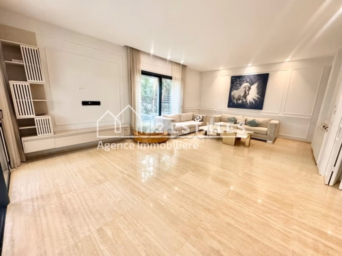 Villa S4 con vista mare, piscina e giardino a Gammarth