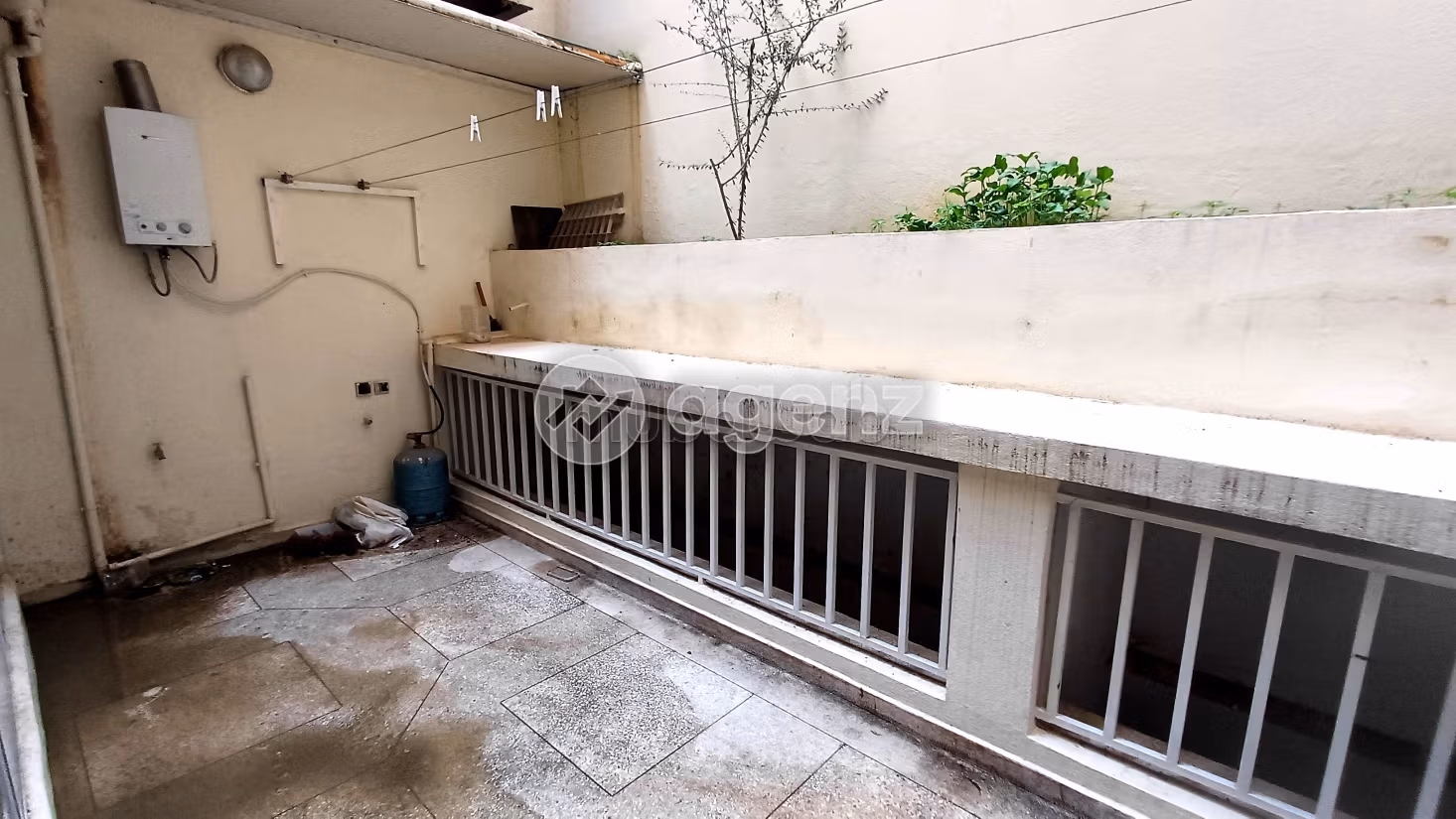 Comercio en venta 215 m² Campo de carreras Fez
