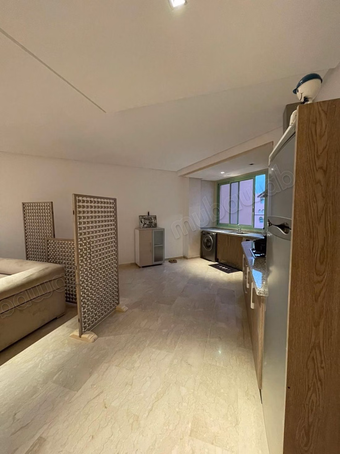 Très bel appartement en location à Hivernage.
Surface totale 100 m².
Meublé