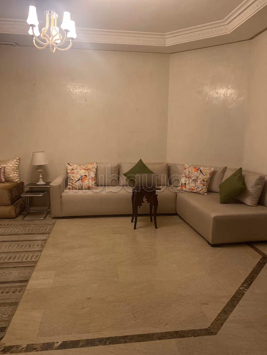 Appartement meublé prestige location Bourgogne 150m² — 5