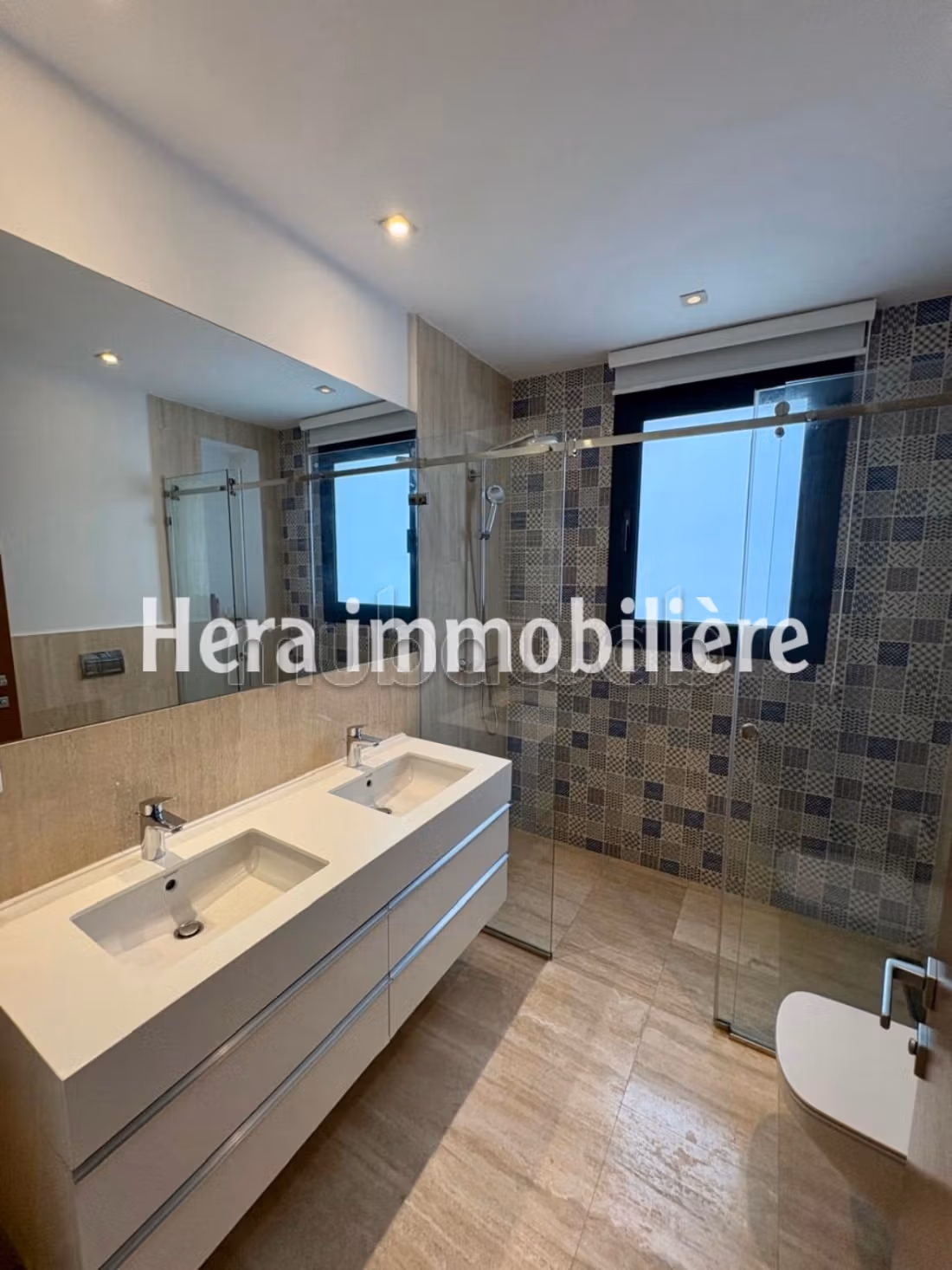 In affitto – Villa moderna con vista mare a Gammarth