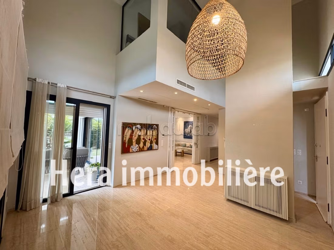 In affitto – Villa moderna con vista mare a Gammarth