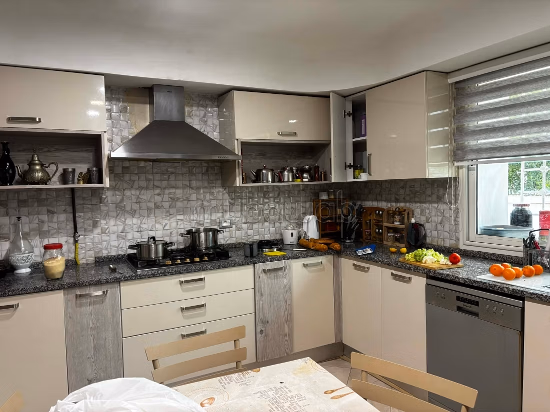 In Affitto Villa S6 arredata moderna con piscina Soukra
