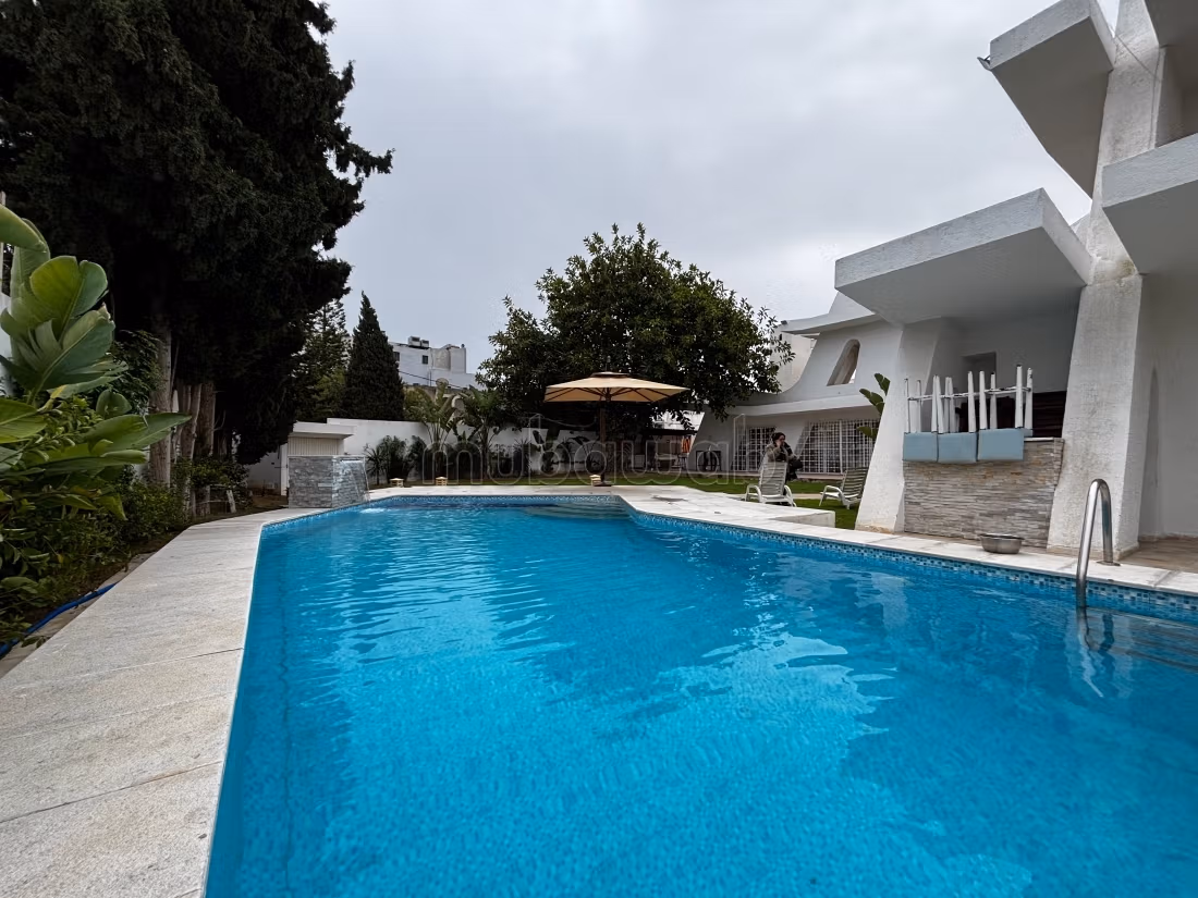 In Affitto Villa S6 arredata moderna con piscina Soukra