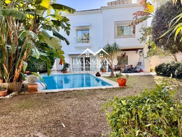 Villa vide ou meublée à Carthage