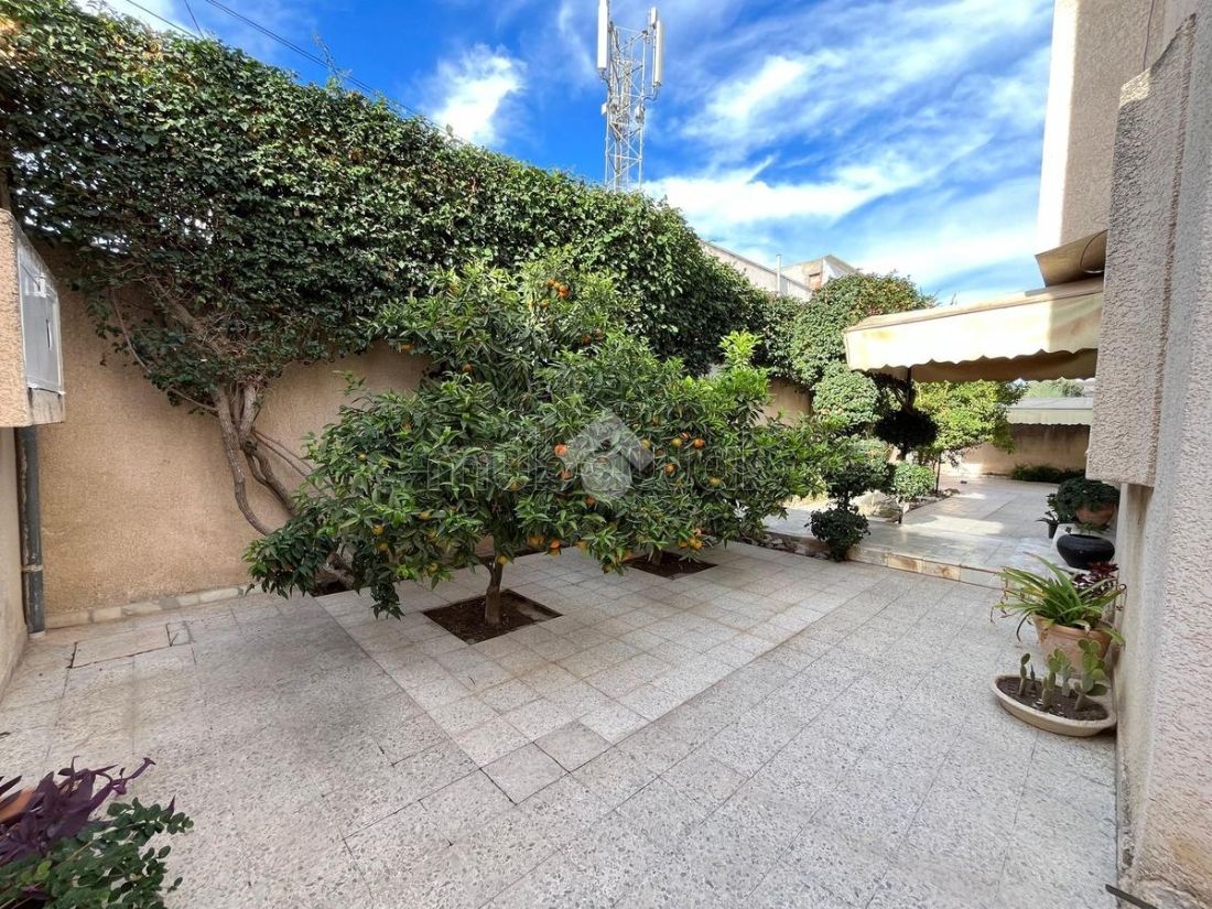 Villa indipendente in vendita