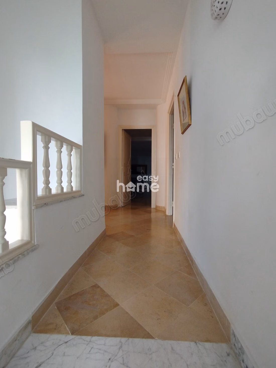 Villa meublée de 250m² sur un terrain de 598m²