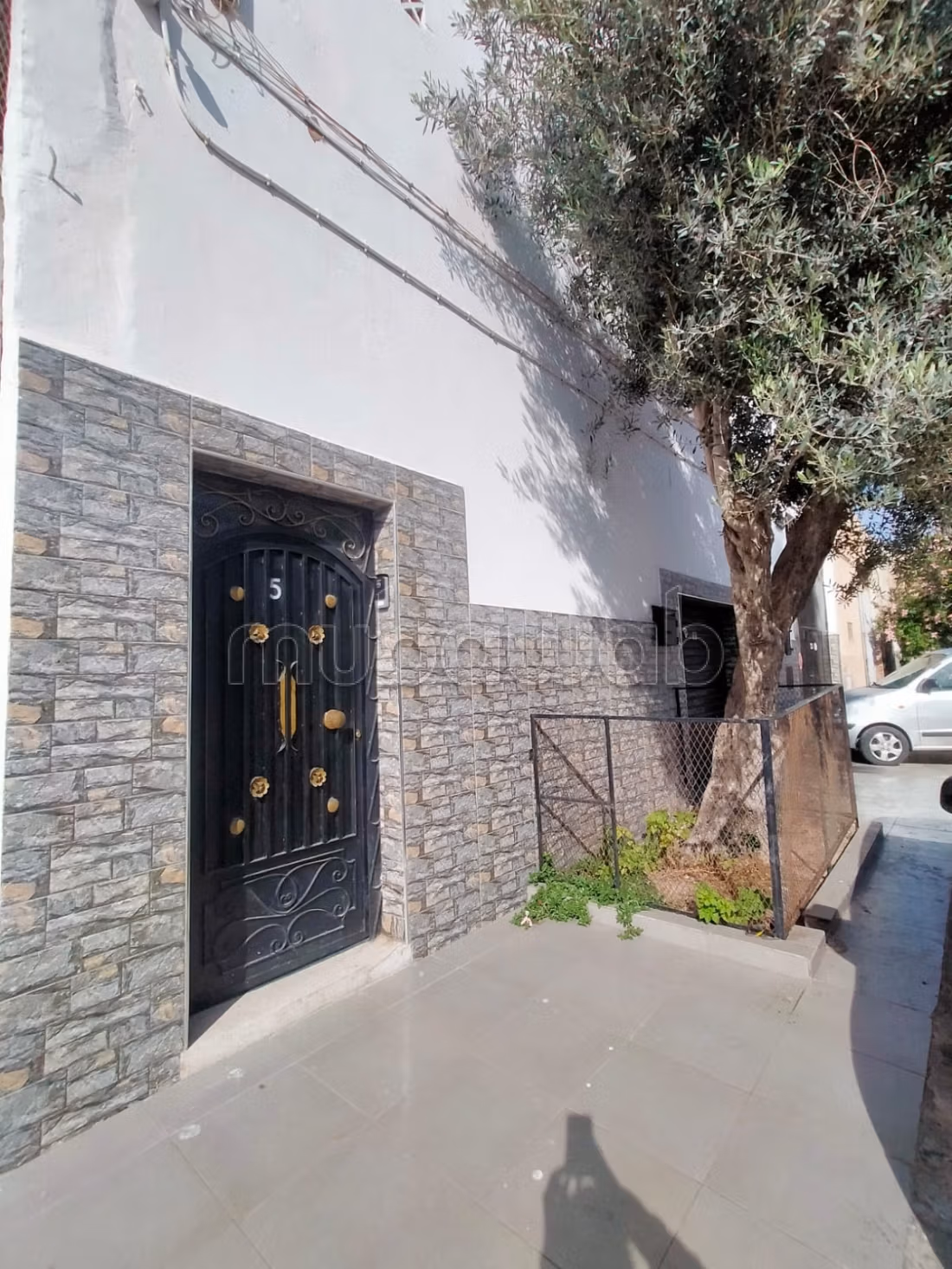 Offerta da non perdere: casa in affitto vuota di 5 stanze con terrazza