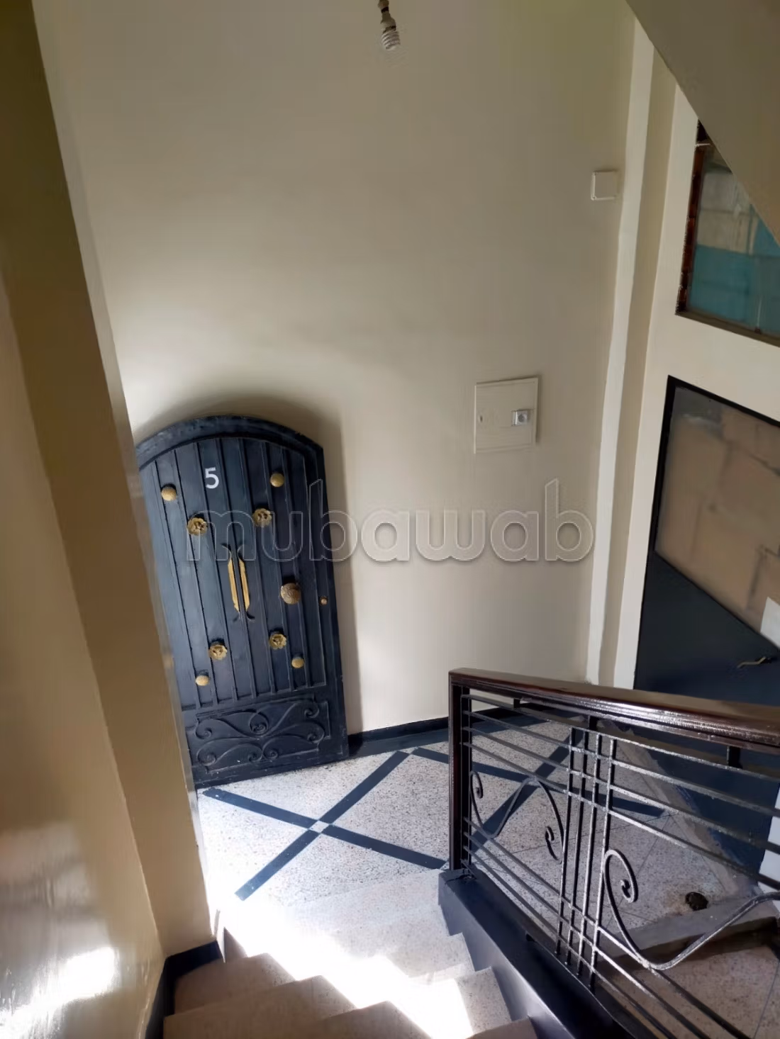 Offerta da non perdere: casa in affitto vuota di 5 stanze con terrazza