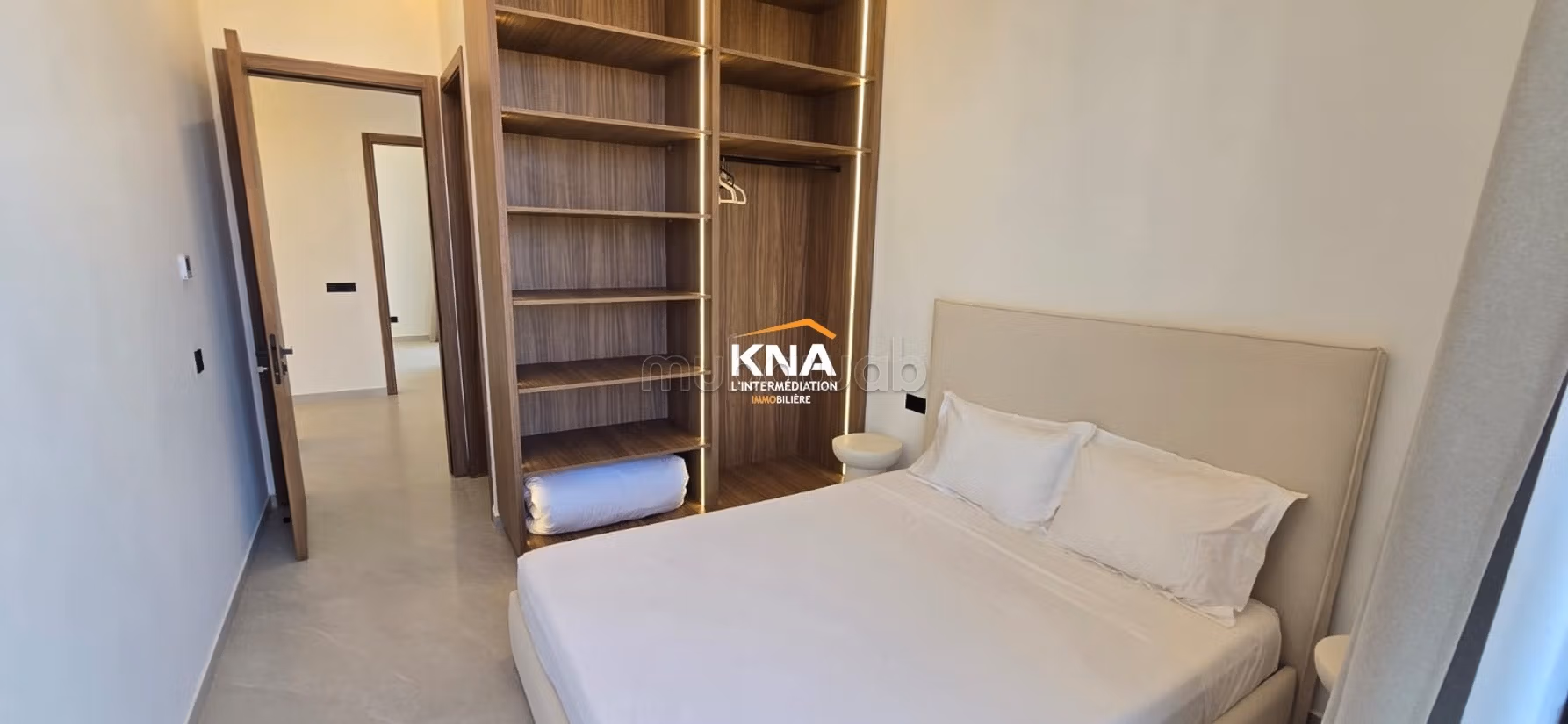 Beautiful contemporary villa brand new with high-end materials