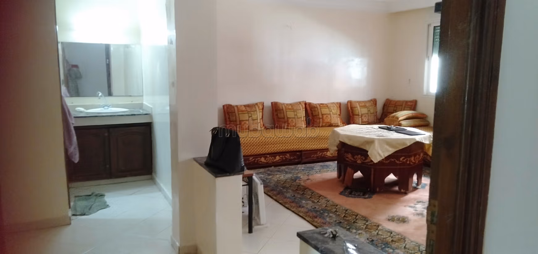Apartment for sale in Hay Hassani. 6 large living areas. Equipped kitchen