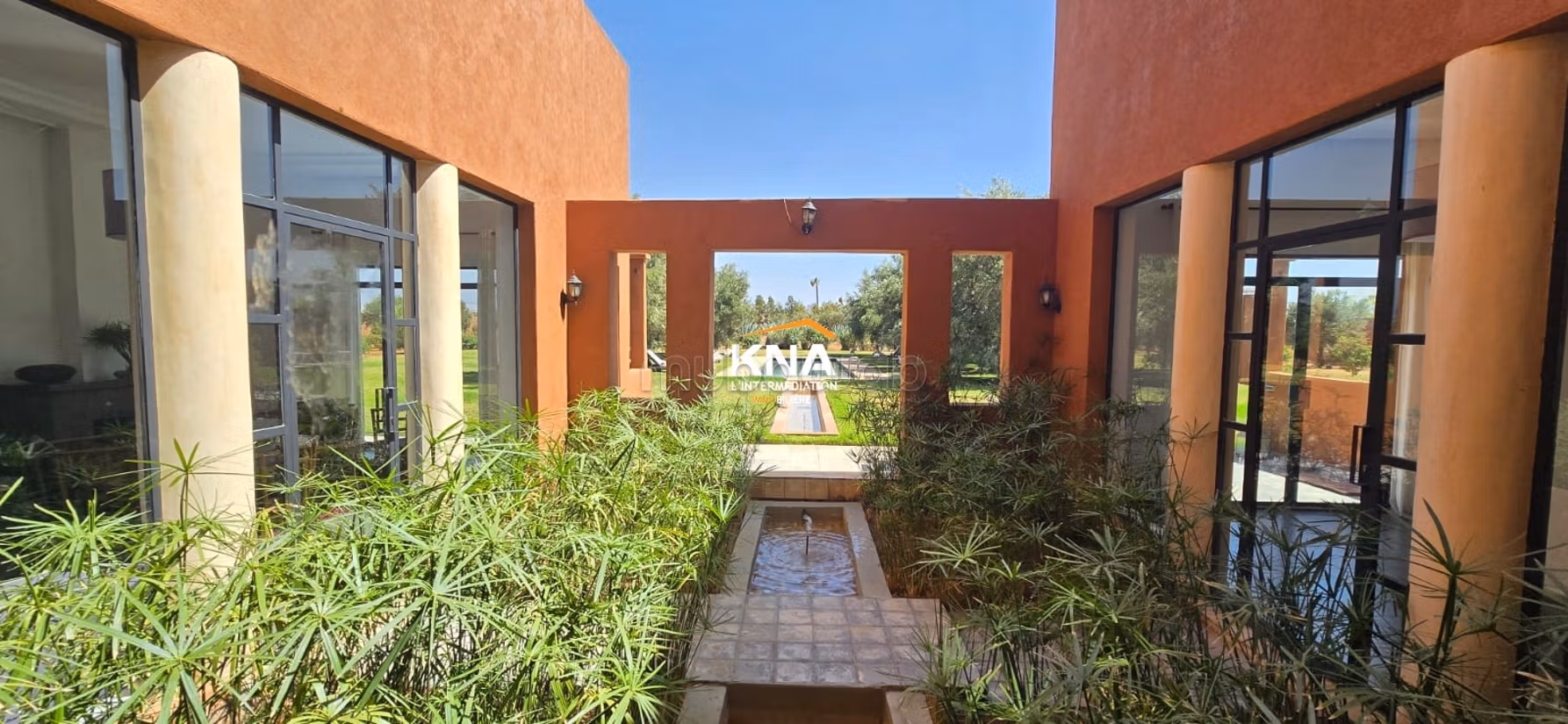 Superb contemporary villa with chic Beldi style
