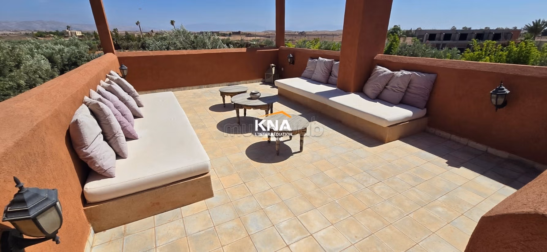 Superb contemporary villa with chic Beldi style